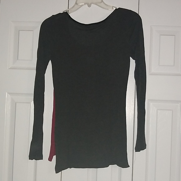 ⭐ Trouve red/charcoal long sleeve - Picture 2 of 6